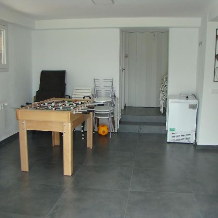 Chalet Con Piscina Y Bbq Para 10 Personas San Martin de Valdeiglesias Exterior photo
