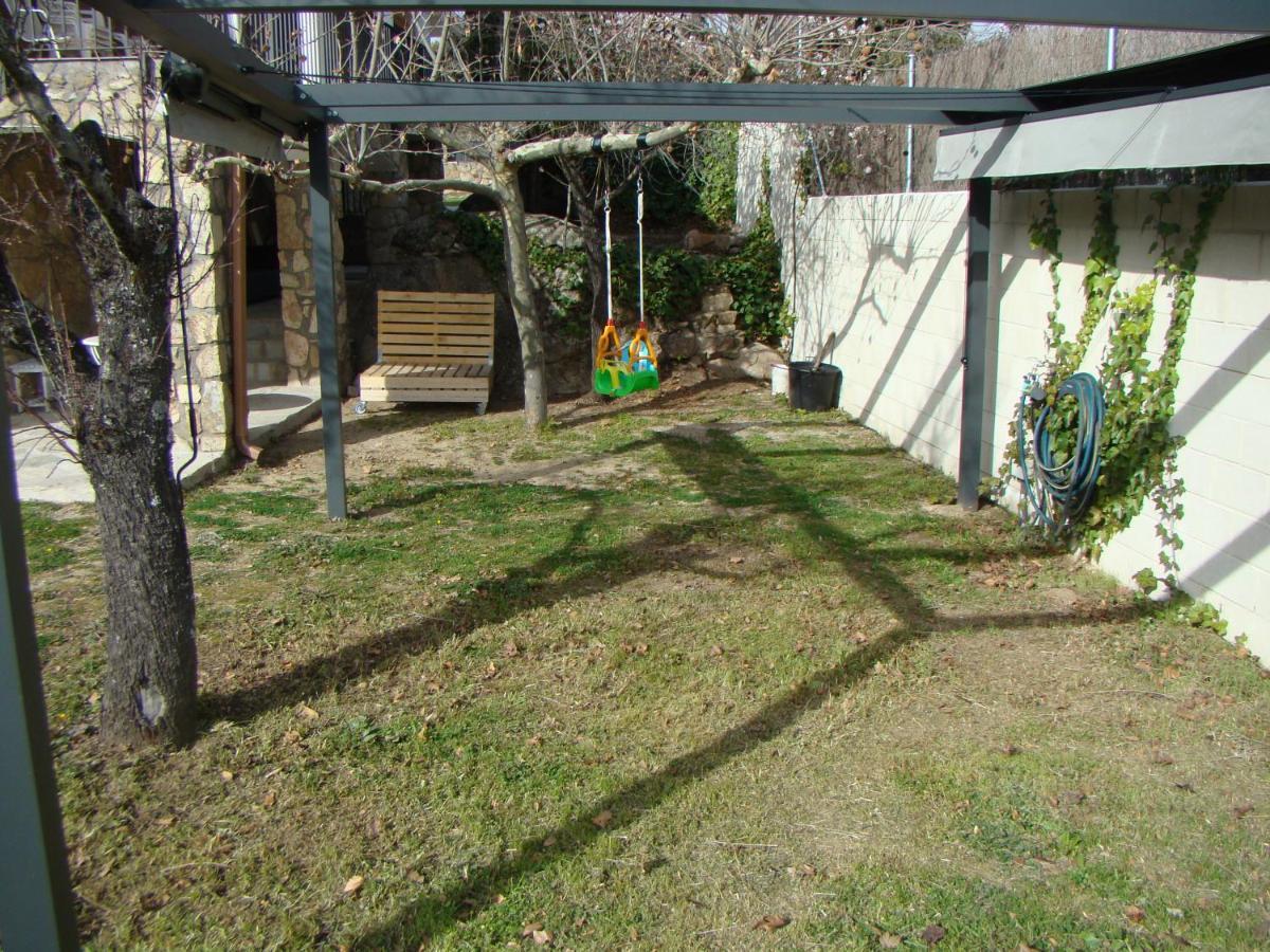 Chalet Con Piscina Y Bbq Para 10 Personas San Martin de Valdeiglesias Exterior photo
